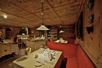 Restaurant "St�a Ladina"